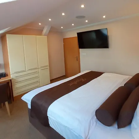 Gasthuis Excellent 4*